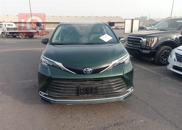 Toyota Sienna 2023 for sale in Iraq - Erbil